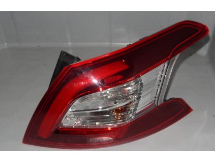 Světlo zadní pravé Peugeot 308 č. 9677817580    81250201