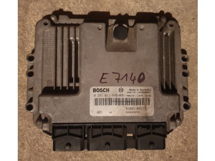 Řídící jednotka motoru 1.9 DCi Bosch Renault Megane/Scénic II č. 0281011776    8200391966    8200386508    1039S04039  0281011549