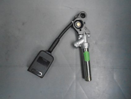 Nepoužitý originální zámek pravého předního pásu Peugeot 406 8972S1