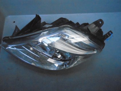 Světlomet levý přední Citroen C8     89007047