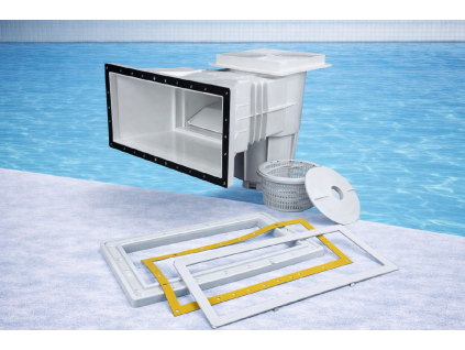 Skimmer a příslušenství u bazénu