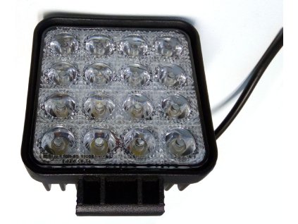 pracovne svetlo 16 led 16x3w 9 32v 3700 lumenov l0081