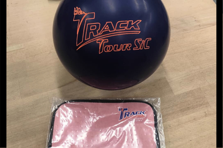 Péče o povrch bowlingové koule: Jak udržet kouli v top kondici