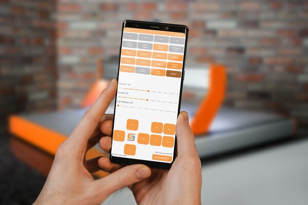 STEPCRAFT - bezdrátové ovládání CNC pomocí mobilu