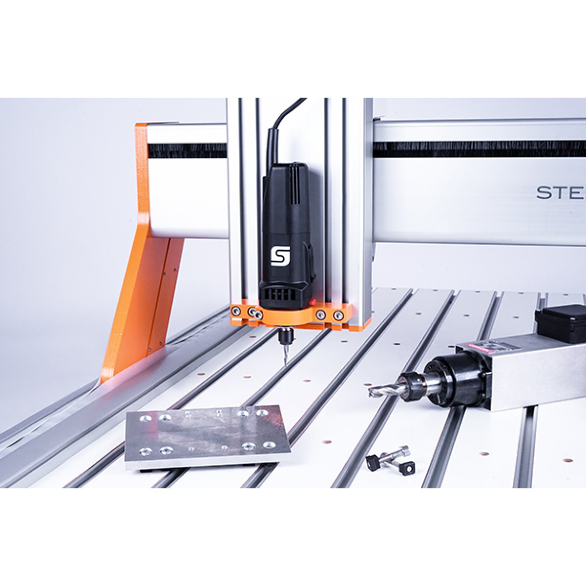 stepcraft-q204-cnc-system_1_17