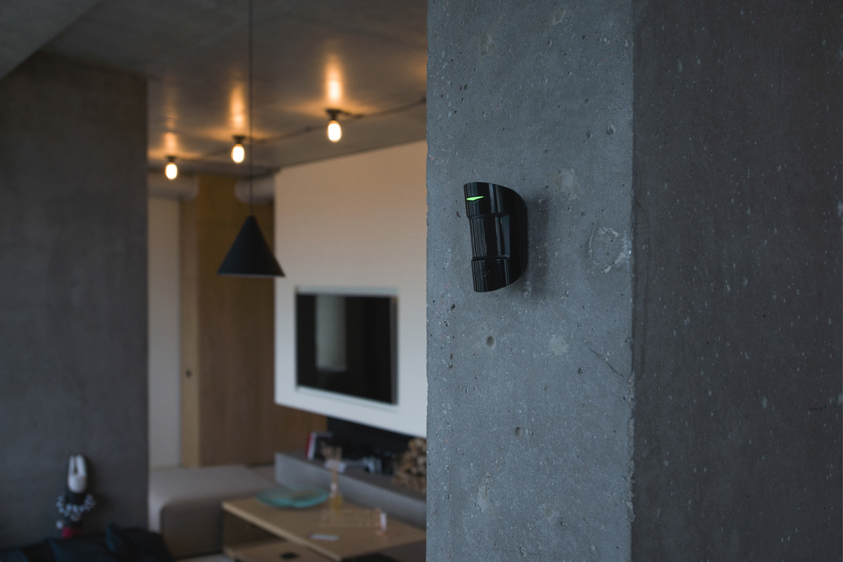 Bezdrátové zabezpečení: Moderní ochrana vašeho domova se systémem Ajax