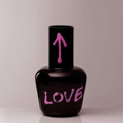 qubus jakub berdych karpelis unnamed vase love black 1