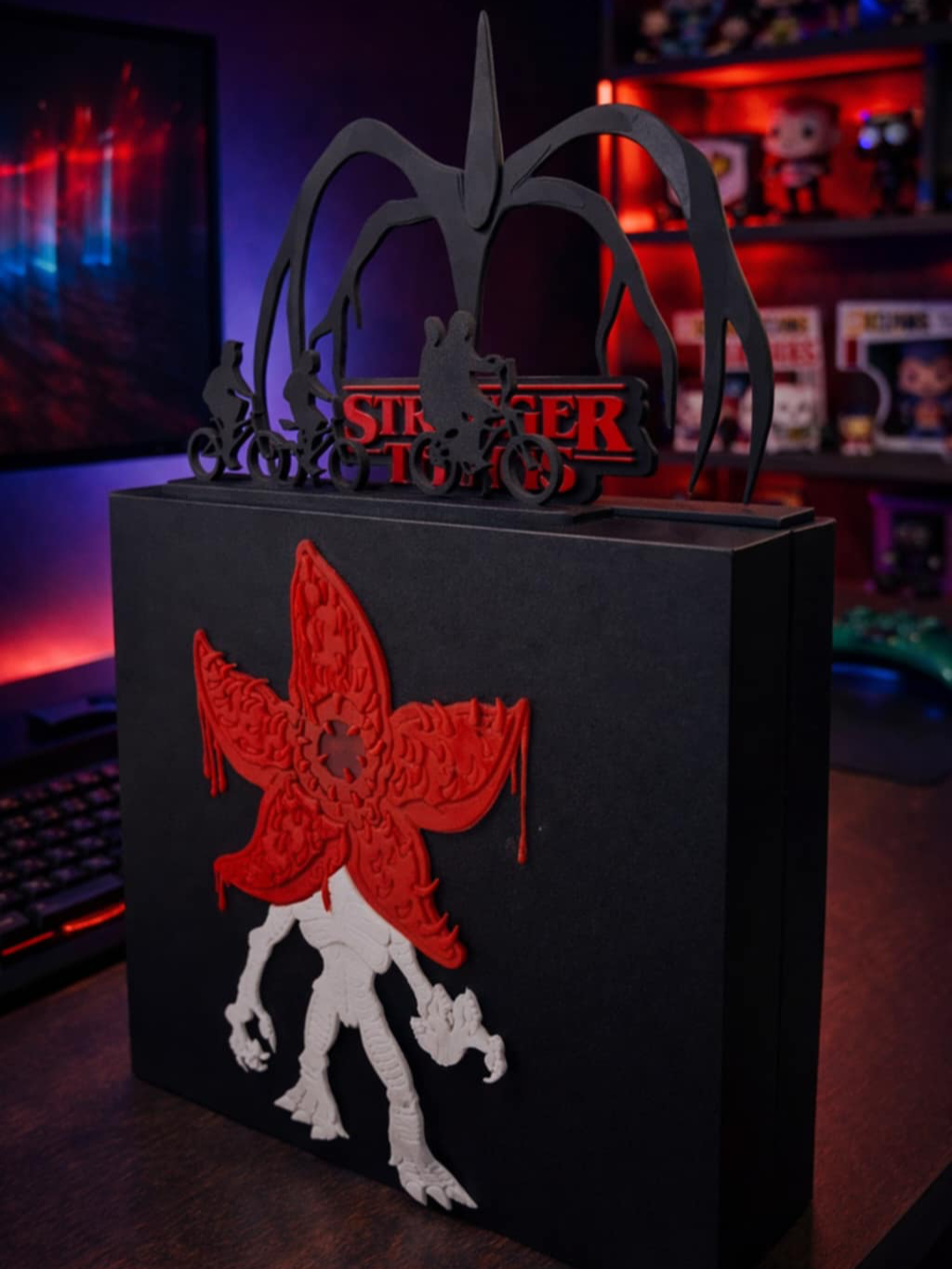 Stranger things s demogorgonem