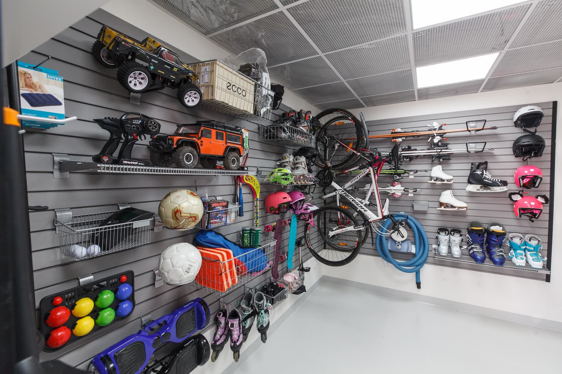 Udržitelnost začíná v garáži. Jak správná organizace chrání vaše věci (a peněženku)