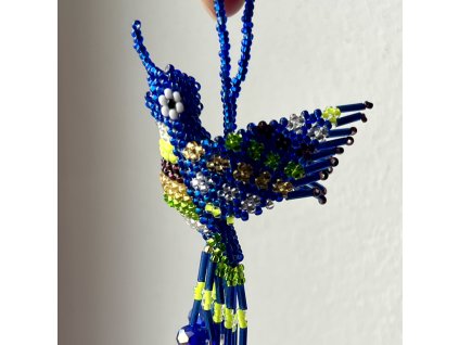 Kolibřík z korálků