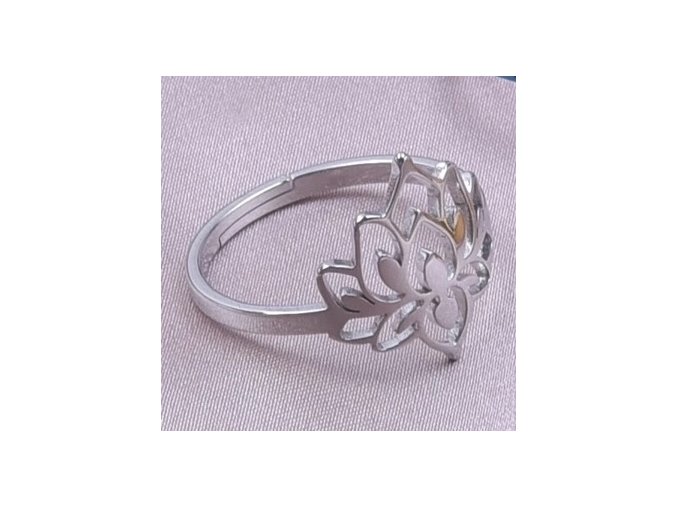 Prsten lotos ve stříbrné barvě  nerezová ocel, nastavitelná velikost