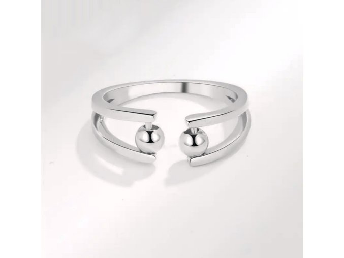 Antistresový prsten s 2 kuličkami ve stříbrné barvě  nastavitelná velikost, nerezová ocel