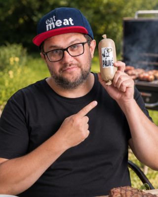Kdo dokáže sežrat paštiku bobra ohniváka celou sám a tvářit se jak taťka? 😳