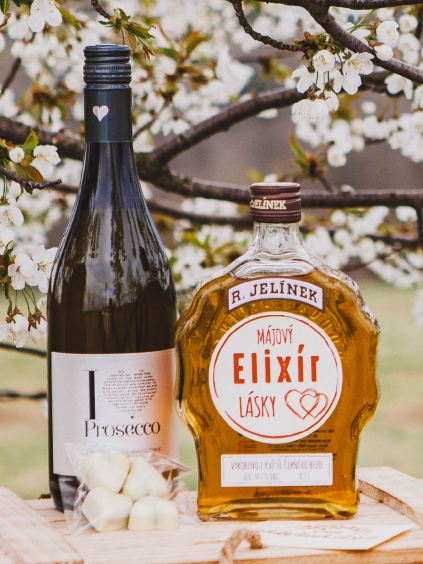 májový balíček 22