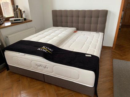 Bed A&G 180 x 200 cm