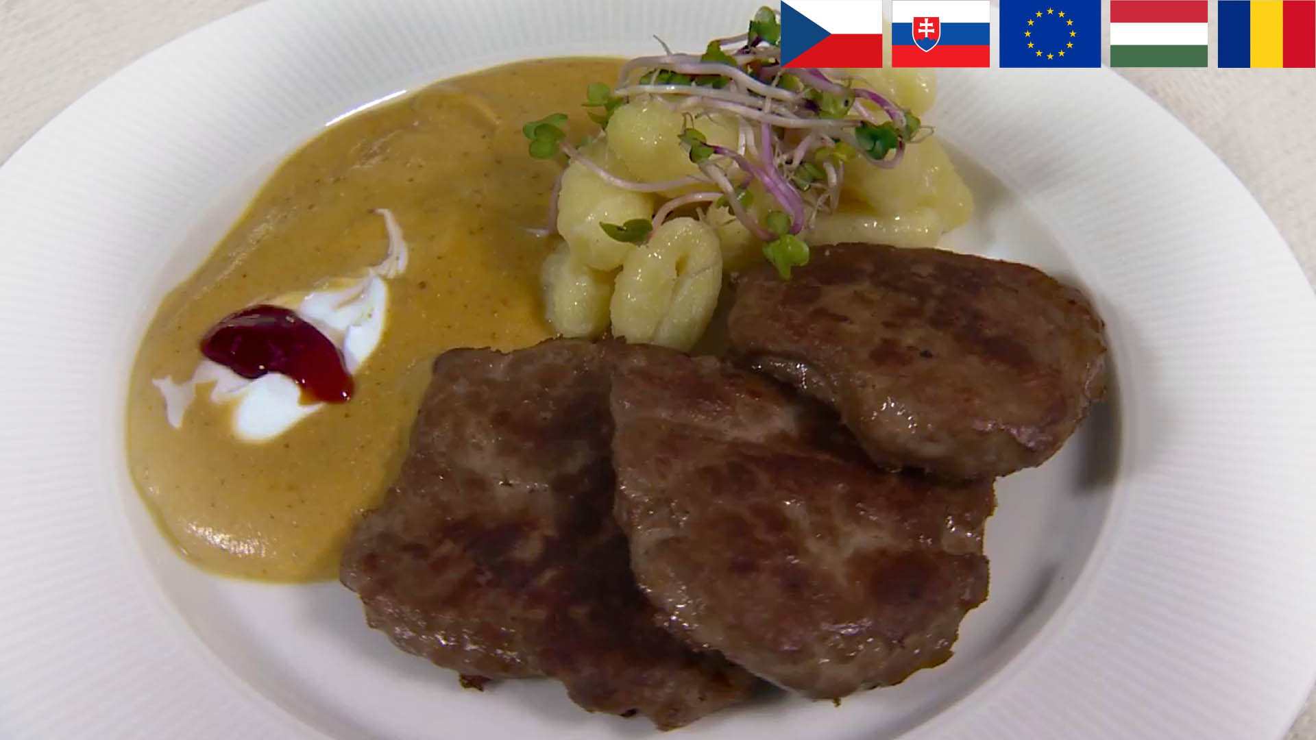 Recipe by Petr Stupka for deer leg steaks with rosehip sauce