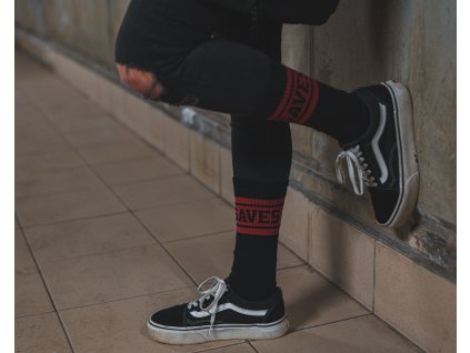 PONOŽKY SAVES HELP - BLACK/RED - SHSKS004