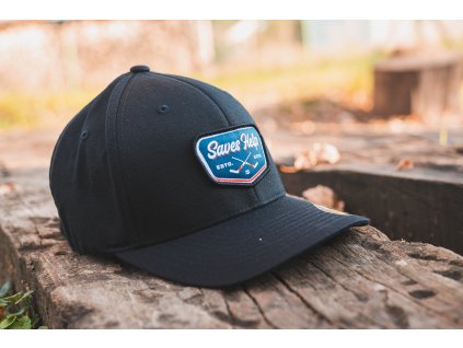 KŠILTOVKA (FLEXFIT) SAVES HELP - Crossed - BLK - SHK014