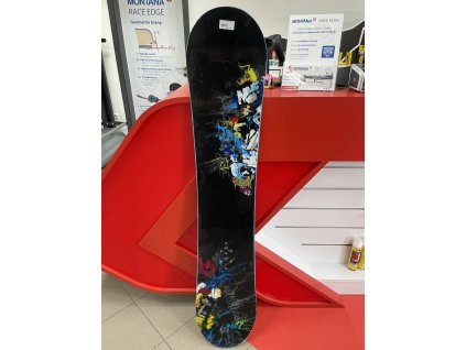 Použitý snowboard Burton Blunt 142 cm
