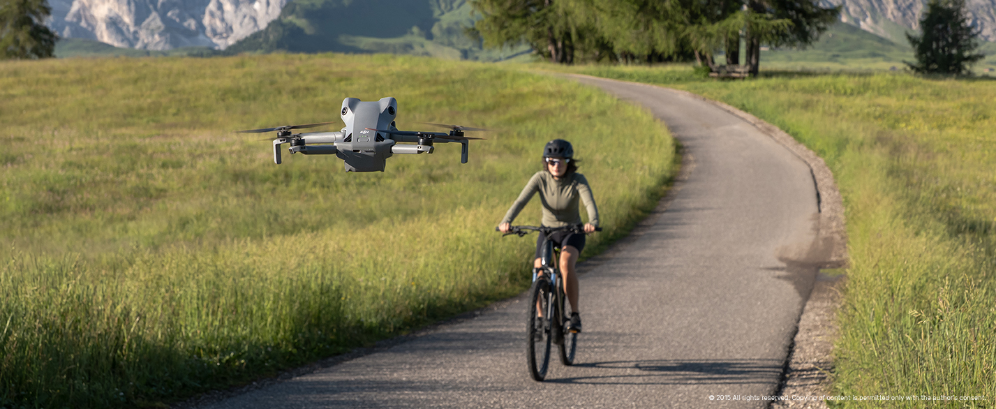 DJI_Mini_5_Pro_smartwear_12