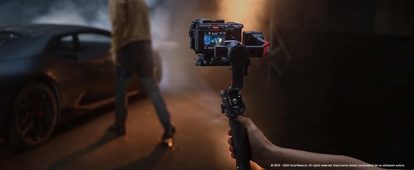 1fotka_dlhý_popis__rohy_auto