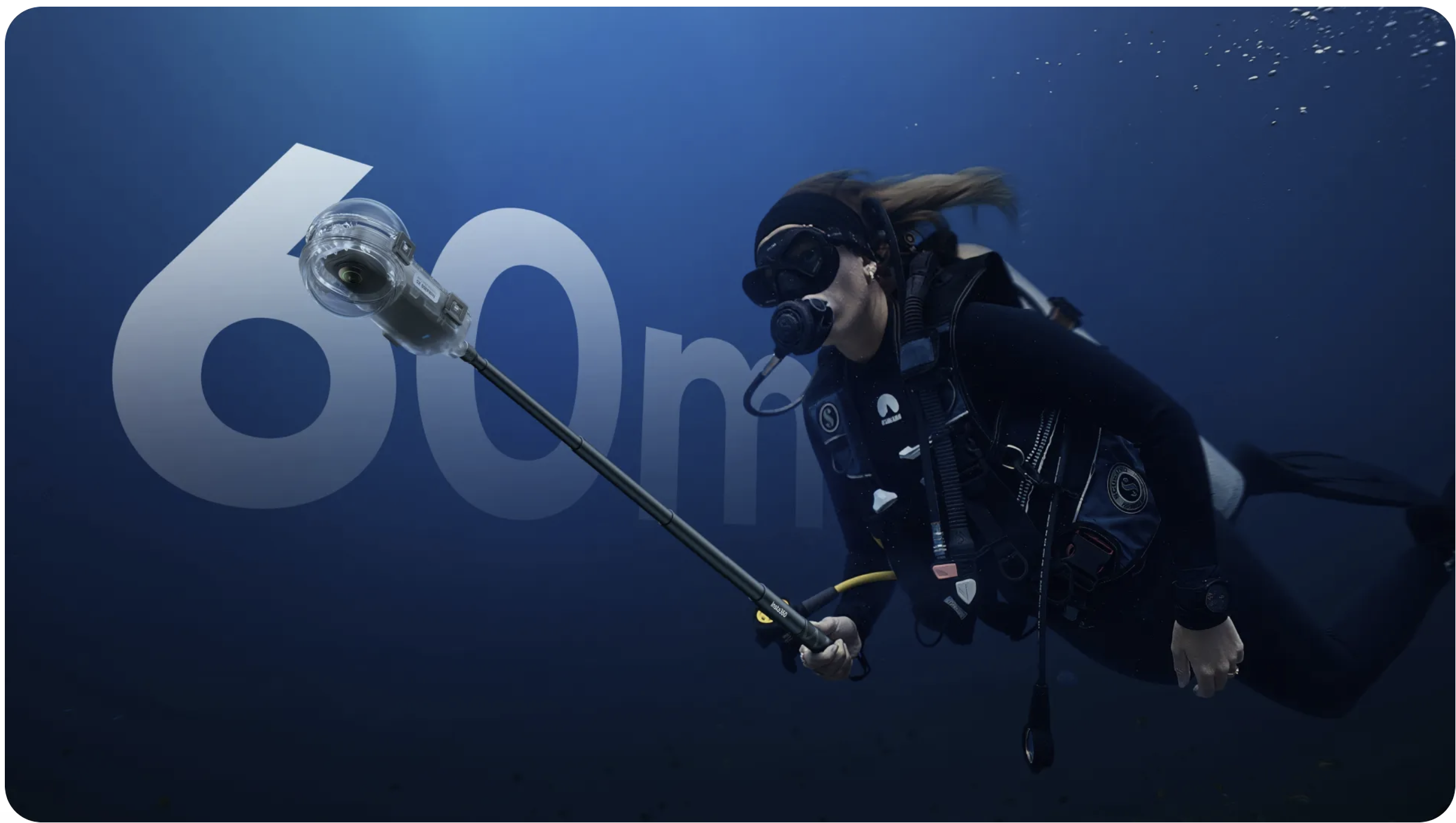 Insta360 X5 Invisible Dive Case 4