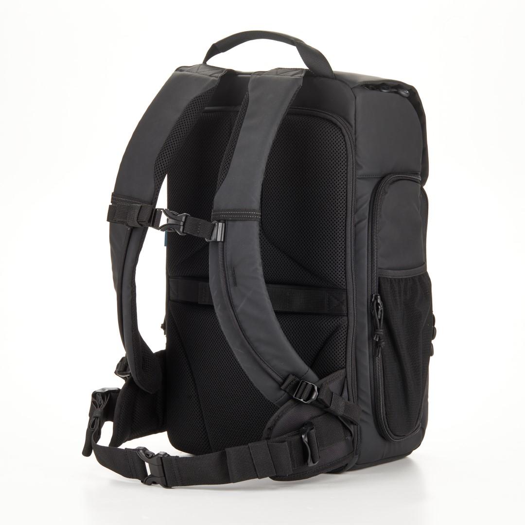 Tenba Axis v2 LT 20L Black 637-768