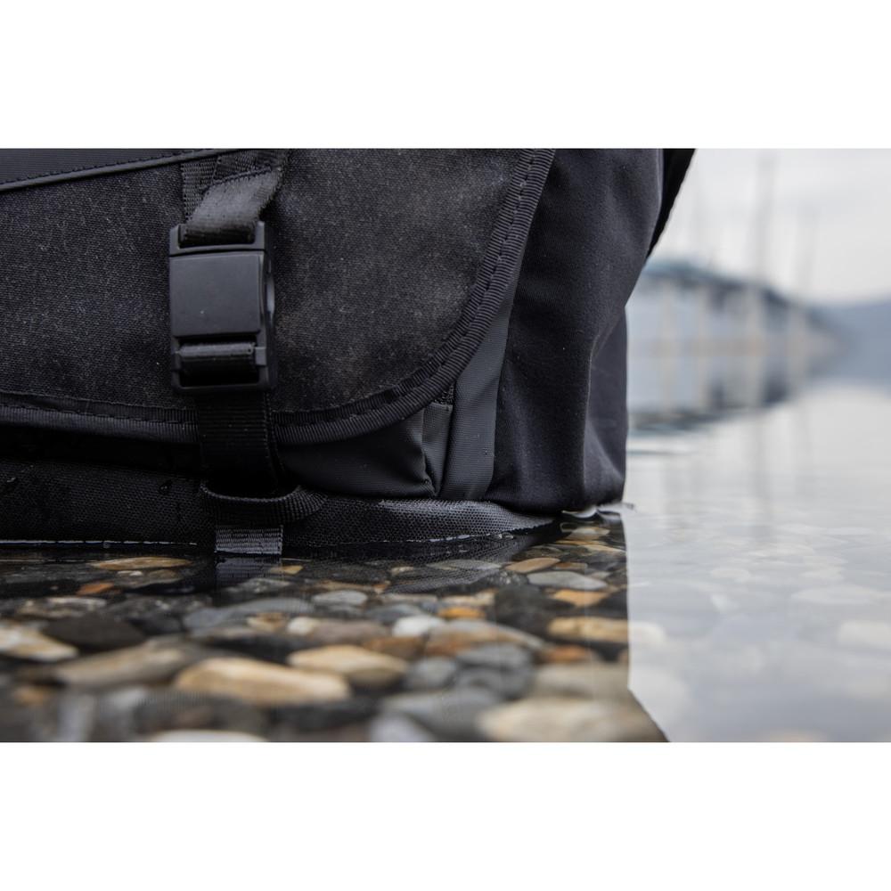 Tenba DNA 13 DSLR Messenger Black 638-572