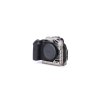 Tilta Polovičná klietka na fotoaparát pre Canon R6 Mark II – titánovo sivá