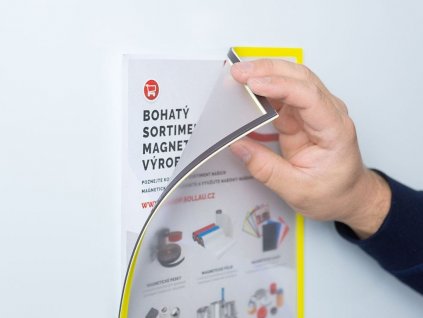 01 Magneticke kapsy s vyrezem
