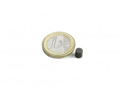 Feritový magnet válec D 5x5 mm, Ferit, Y35, bez povrchové úpravy