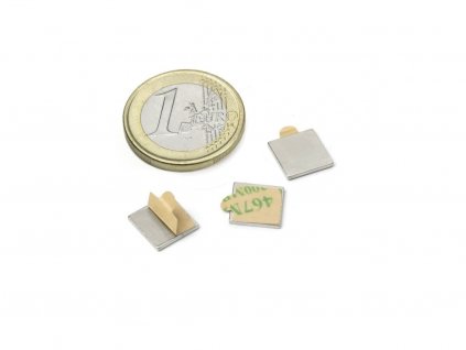 Neodymový magnet hranol (samolepící) 10x10x1 mm, Neodym, N35,poniklovaný