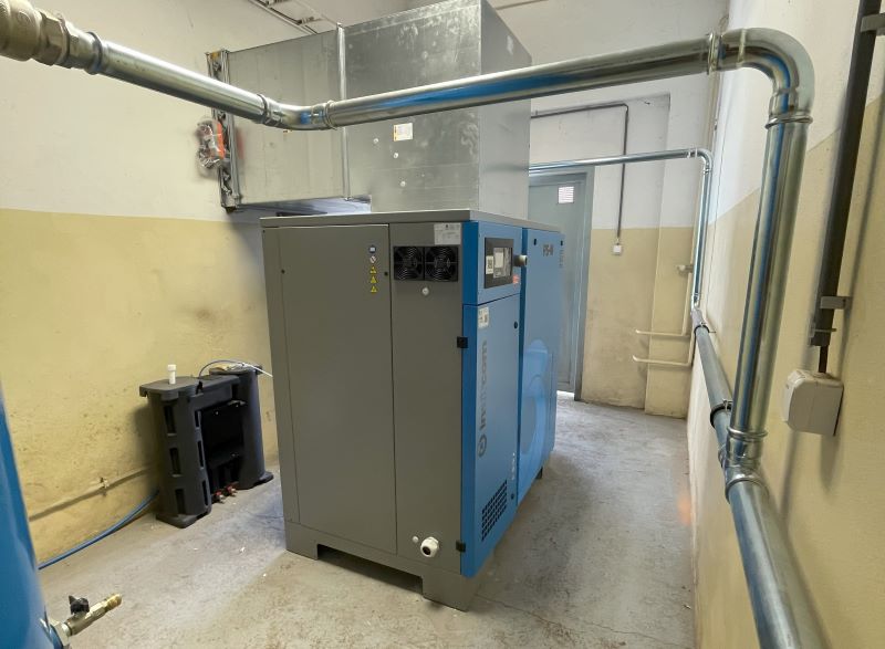 Vršanská uhelná šroubový kompresor