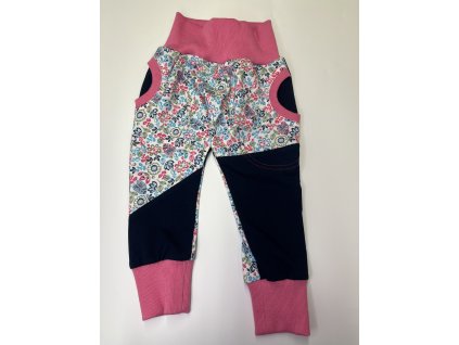 Rostoucí tepláčky s květy