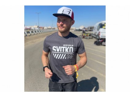 Svitko never give up 142 detail antracit dakar1