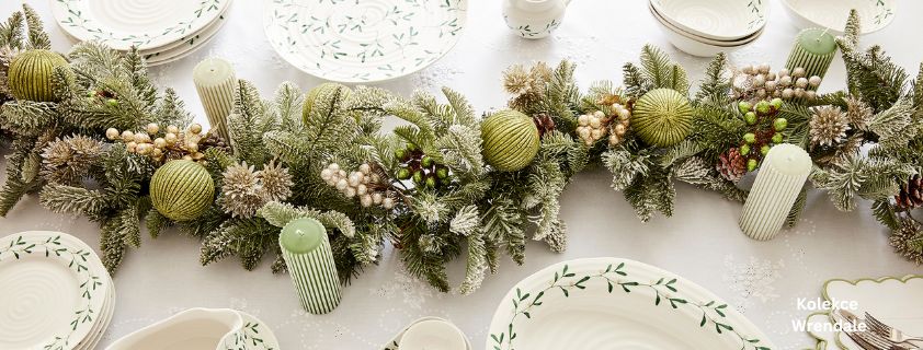 Oslavte svátky ve stylu: Vánoční kolekce nádobí Mistletoe od Sophie Conran pro Portmeirion
