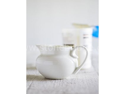 Sophie Conran mlecenka white ceramic creamer