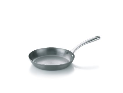 Kela Ferrum panev 24cm1