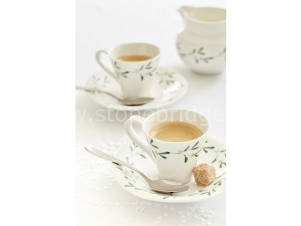 sophie conran mistletoe tea cup and saucer filled with tea 2019