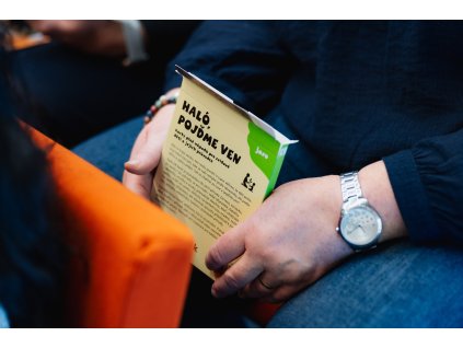 Haló, pojďme ven – JARO