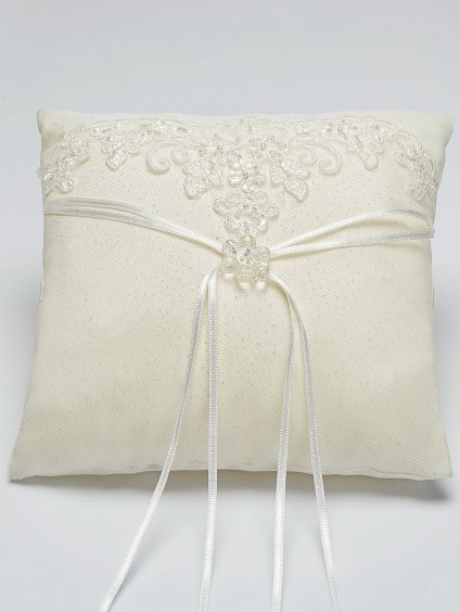 Bianco Evento bridal pillow K1 (1)