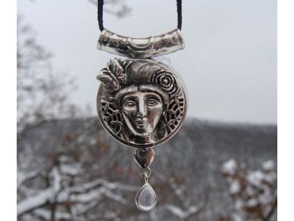 Přívěsek APHRODITE s růženínem
