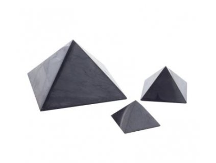 Šungit pyramida leštěná 5x5 cm