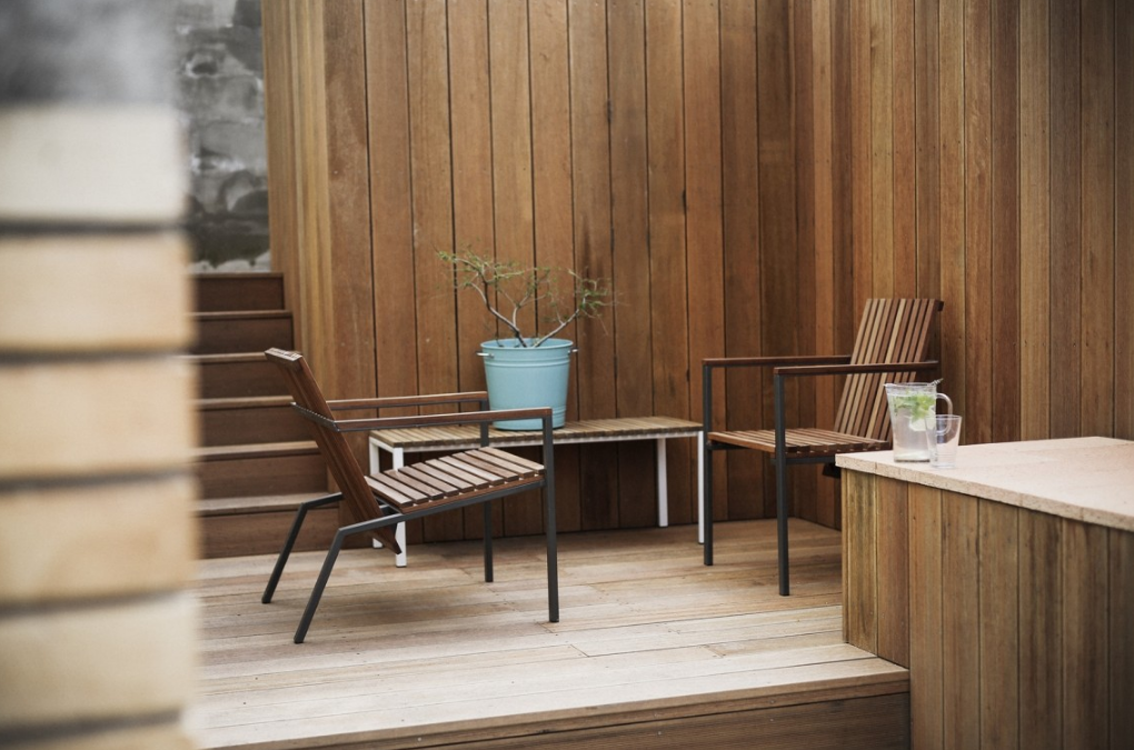 Připravte svůj zahradní nábytek na nadcházející jarní sezonu. Poradíme vám, jak na to