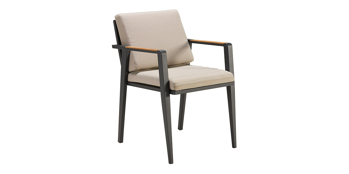 697712-emoti-dining-chair-001