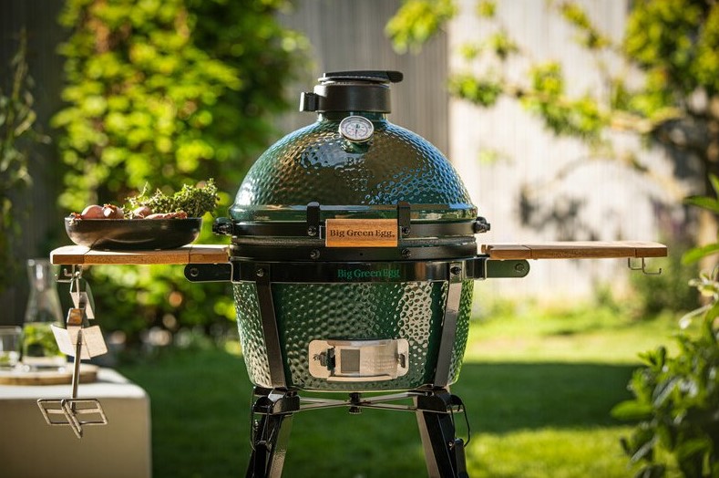 Jedinečný gril Big Green Egg využijete aj v zime