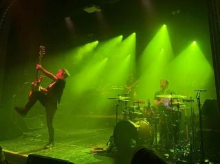 Už ve čtvrtek 2.4.!! Plzeň!!🔥 Poslední vstupenky!! Více info na našich webových stránkách.. #pesacirocknrollu #tour2026