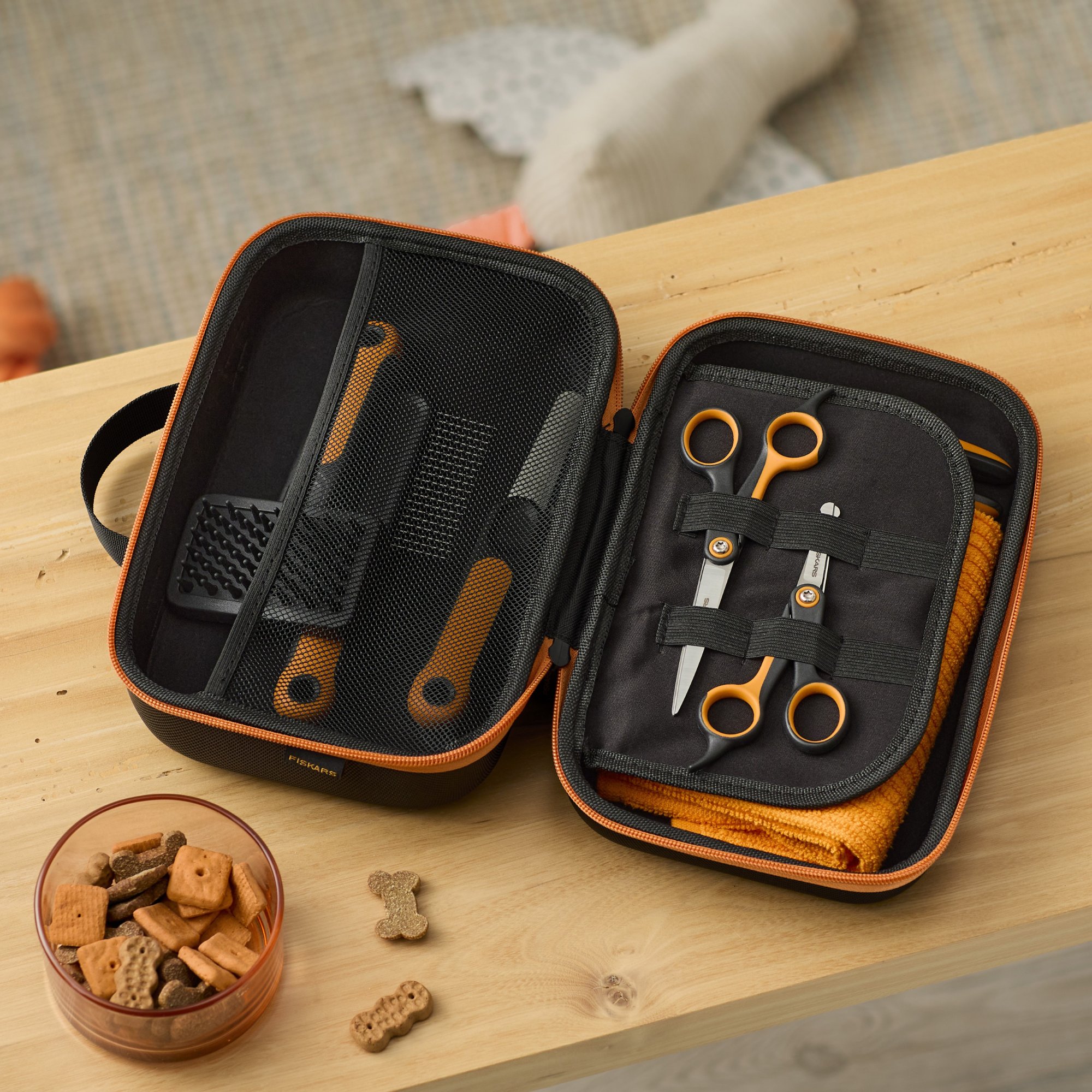 Fiskars Pet Care – nová kolekce pomůcek pro péči o psy a kočky
