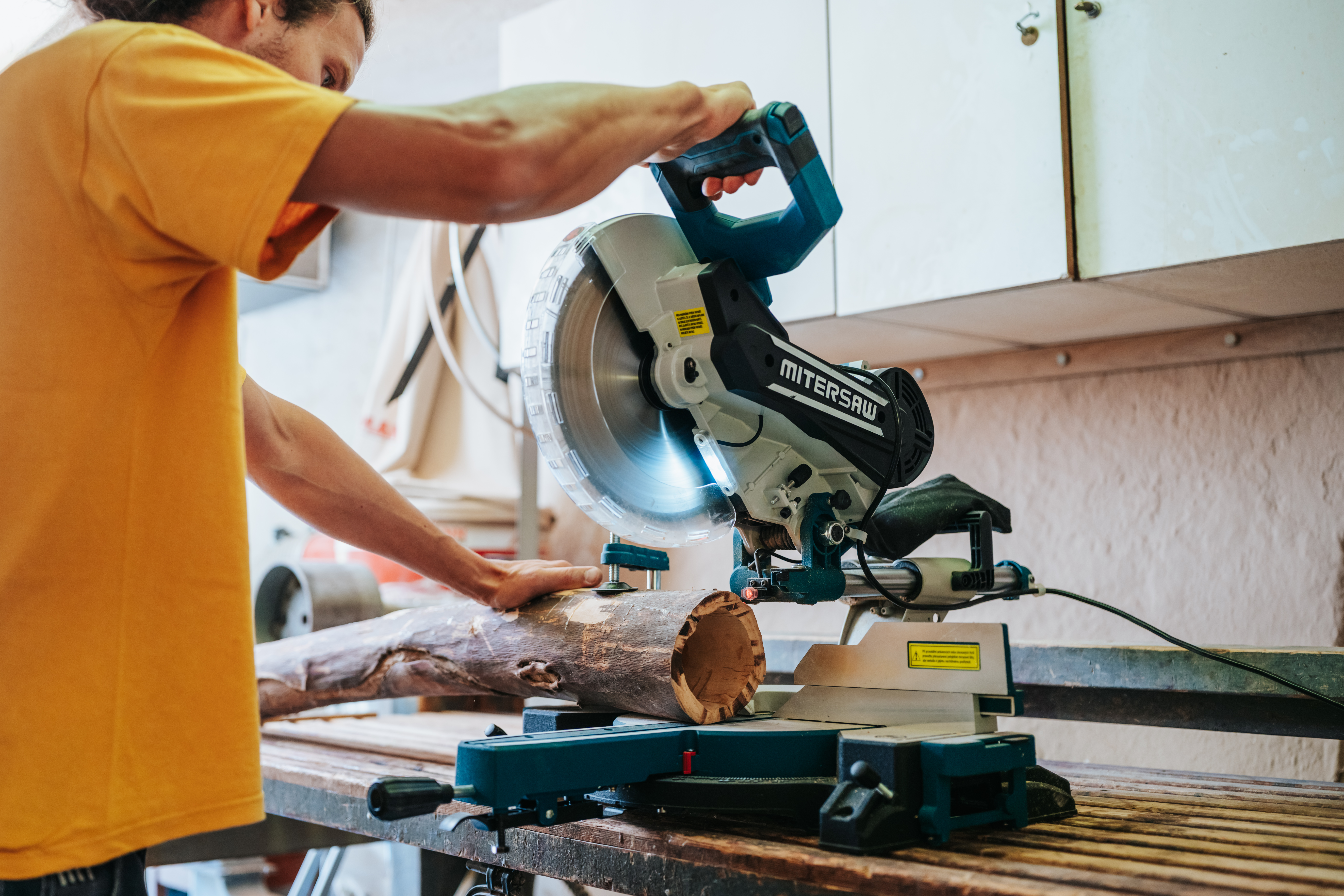 Pokosová pila při práci