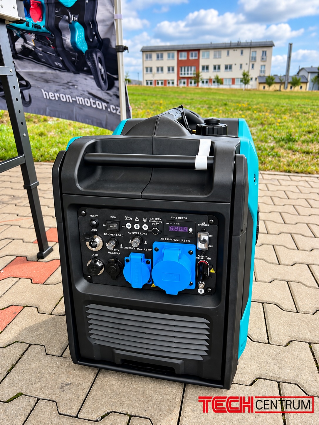 Digitální invertorová elektrocentrála HERON 8896227